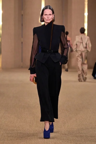 Look 20